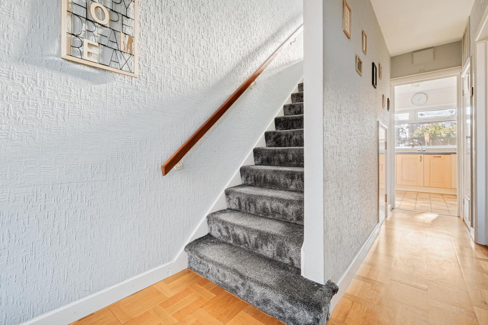 Comfy And Freshly Redecorated Home By Our Home Short Stays Close To Town Centre With Free Parking Bedford Bagian luar foto